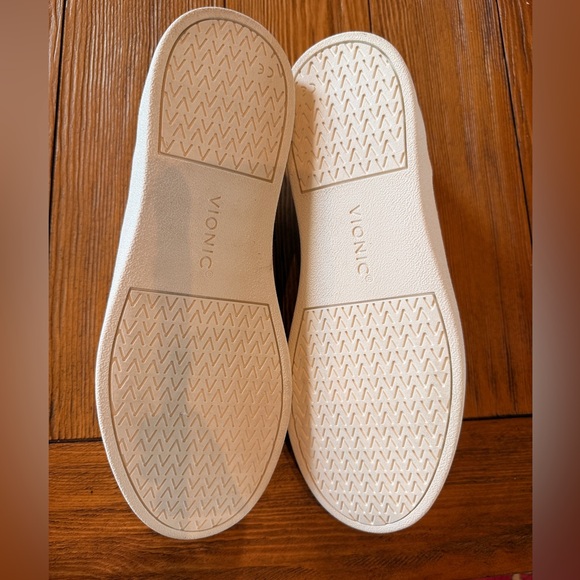 NWOT Vionic Winny size 10 Women’s Shoes - Picture 3 of 6